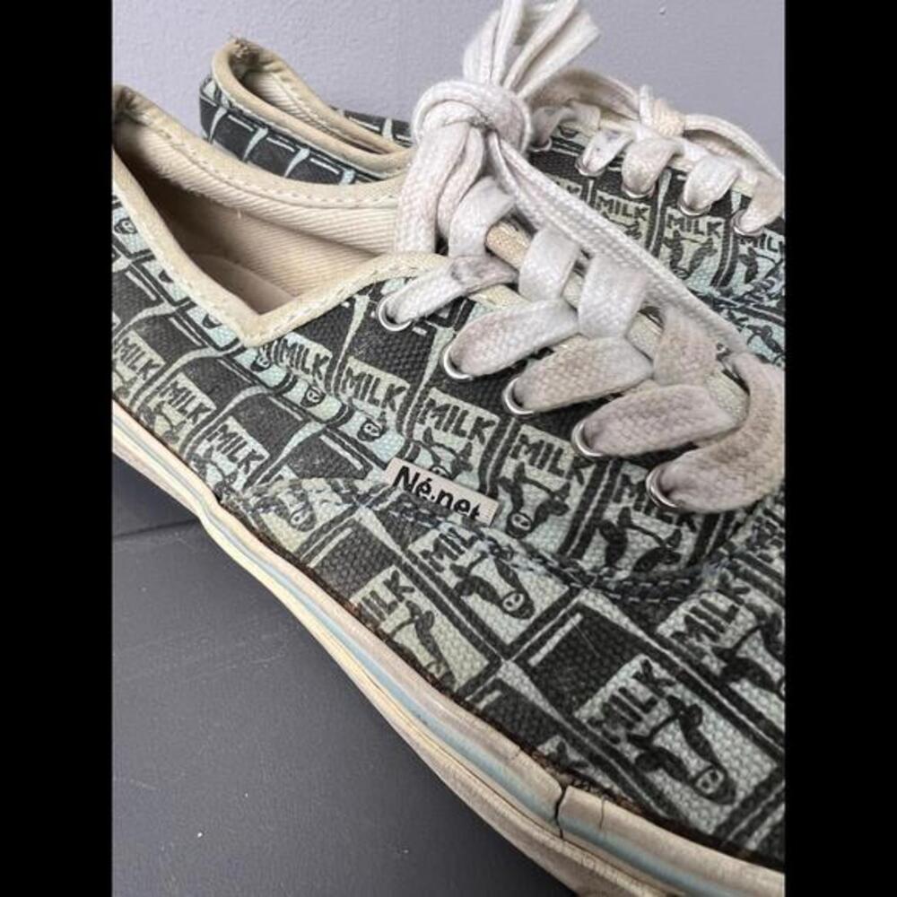 Ne-Net Milk Sneakers - Picture 3 of 6
